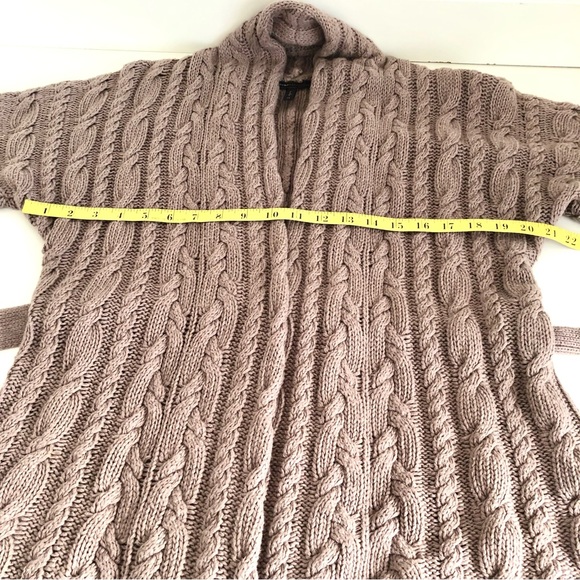 🧳TBD🧳 BCBGMaxAzria cable knit taupe brown wrap sweater sz XS - Picture 9 of 10